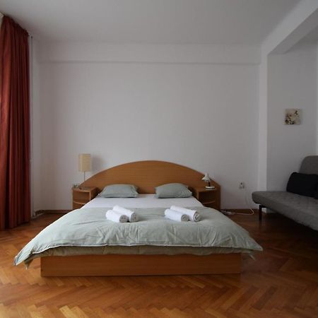 Resedinta Lui Calin - Downtown Park Cismigiu Apartamento Bucarest Exterior foto