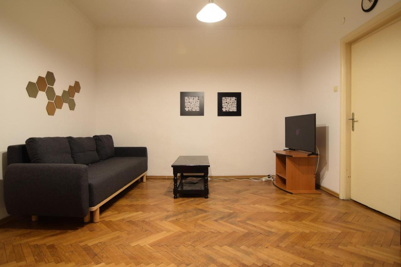 Resedinta Lui Calin - Downtown Park Cismigiu Apartamento Bucarest Exterior foto