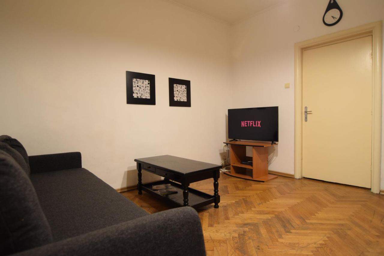 Resedinta Lui Calin - Downtown Park Cismigiu Apartamento Bucarest Exterior foto